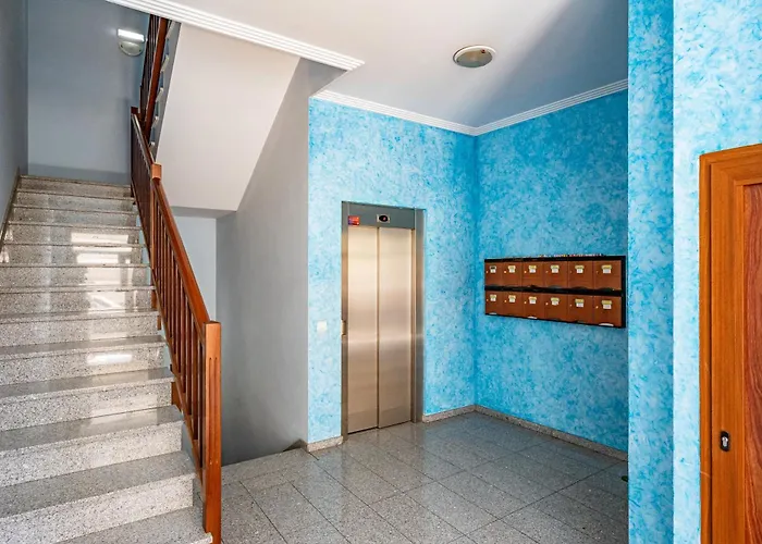 Brisas Carlos I I I Apartment *